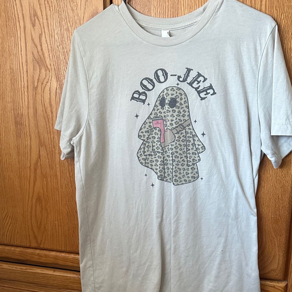 Boo - Jee cheetah print ghost tee